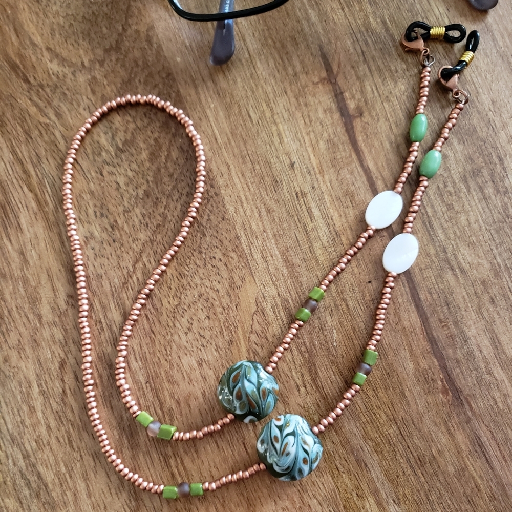 28CGFB Handmade 28" Copper & Green Flower Beaded Eyeglass/ Mask Chain